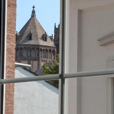 Stadtnahe Direkt Am Dom